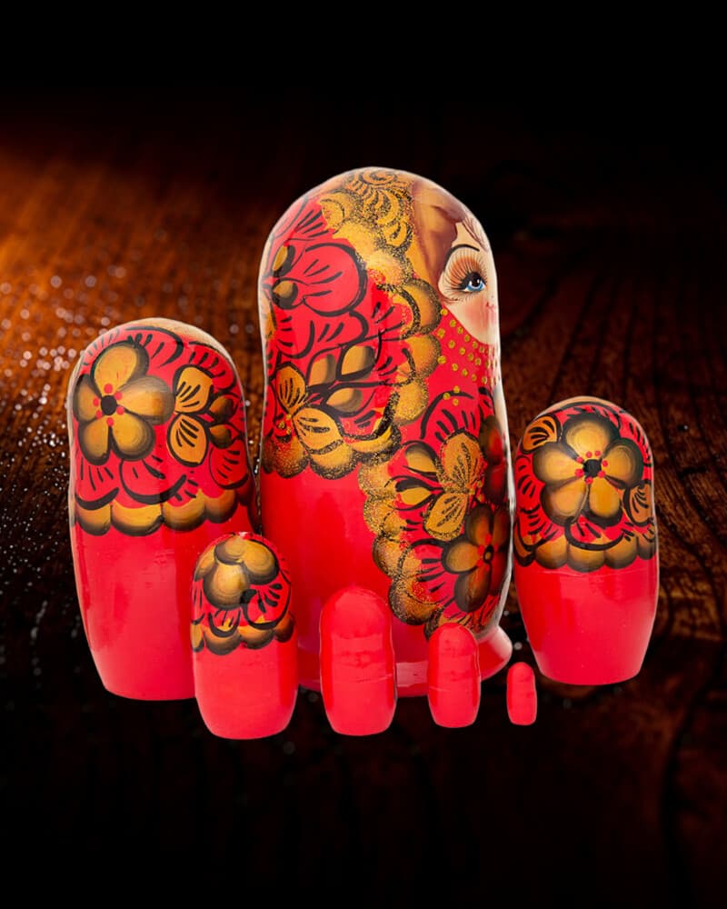 Matrena classic painted matryoshka set